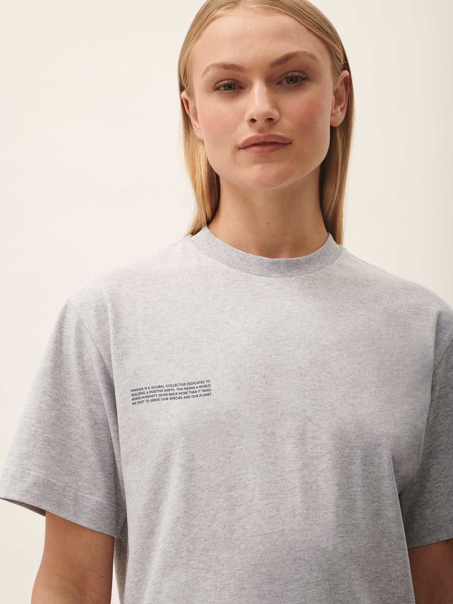 365-MIDWEIGHT-T-SHIRT-GREY-MARL-female-5.jpg