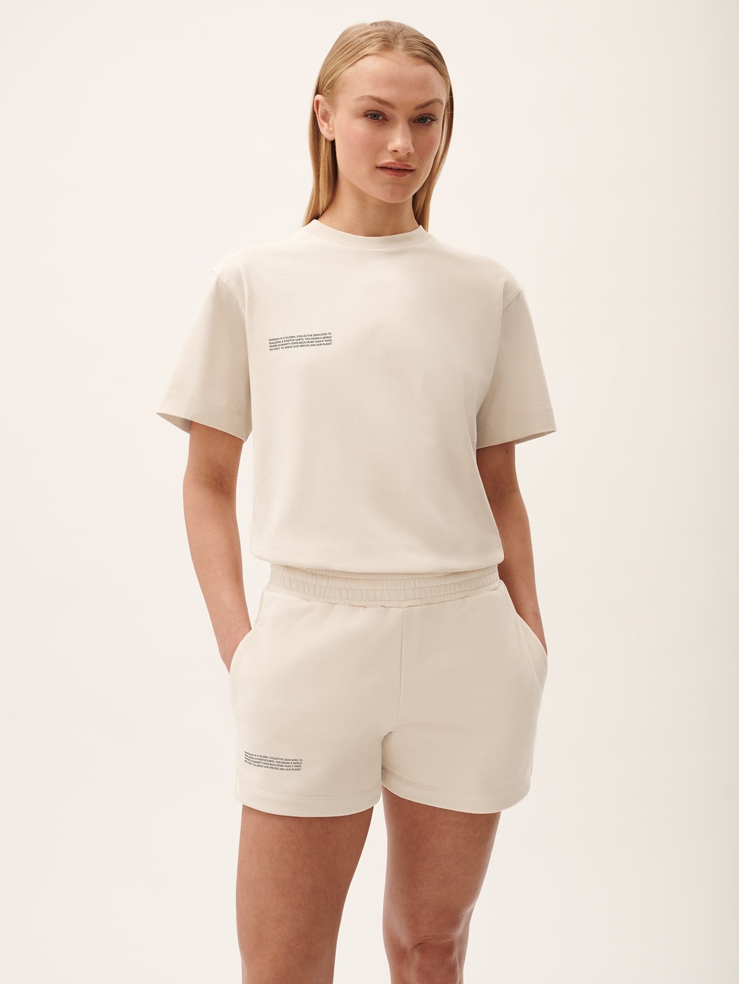 365-MIDWEIGHT-T-SHIRT-SAND-female-1.jpg